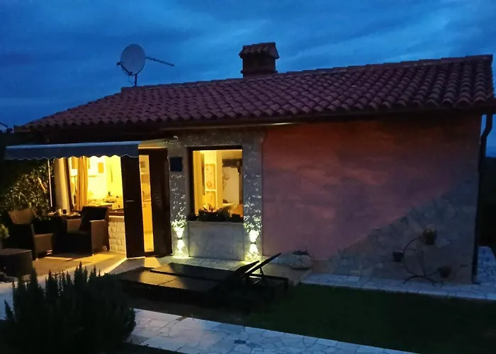 Marija Semesterbostad *