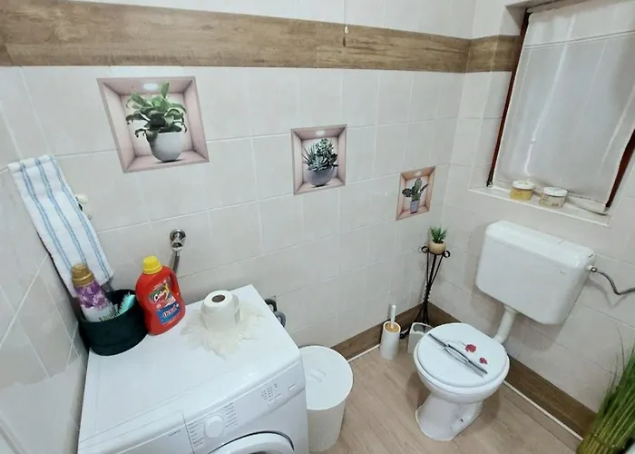 Semesterbostad Marija *